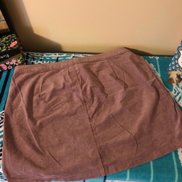 🌟B2G1🌟 Mossimo Supply Co Corduroy Mini Skirt - Picture 2 of 8